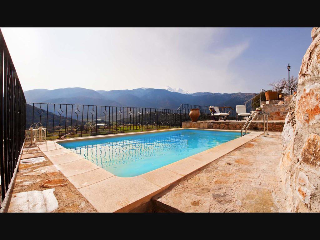 Stone Built Villa Galatia, Poolside & Perfect View Karés Esterno foto