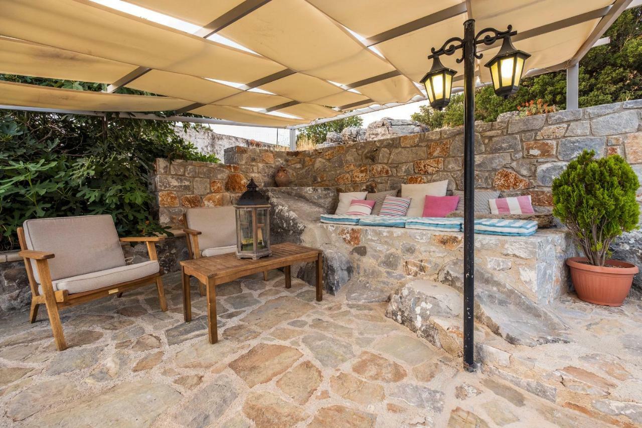 Stone Built Villa Galatia, Poolside & Perfect View Karés Esterno foto