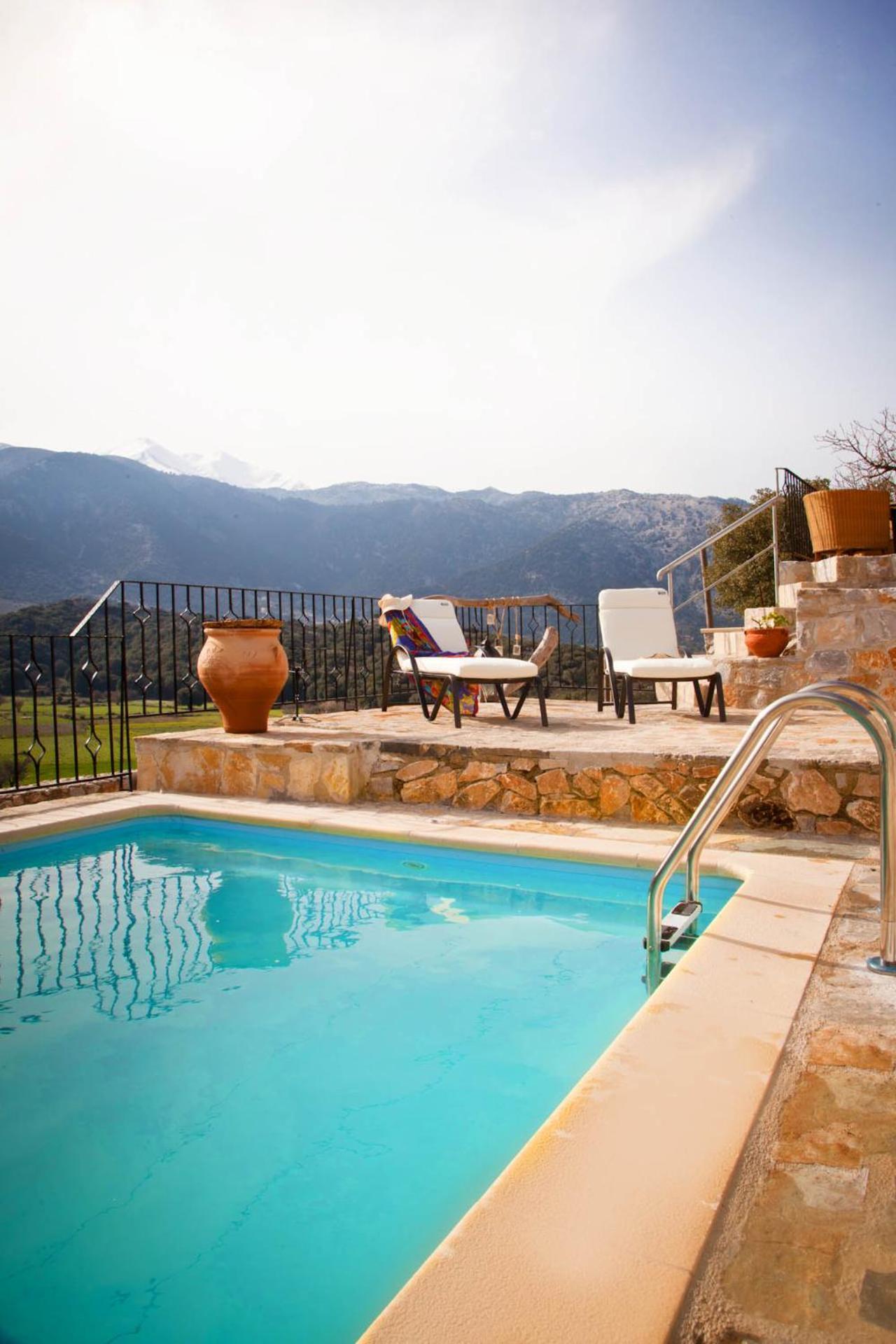 Stone Built Villa Galatia, Poolside & Perfect View Karés Esterno foto