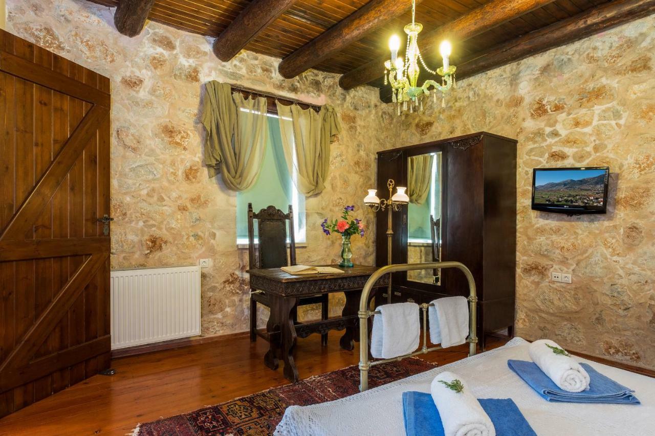 Stone Built Villa Galatia, Poolside & Perfect View Karés Esterno foto